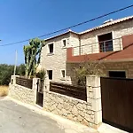 Villa Aposelemis